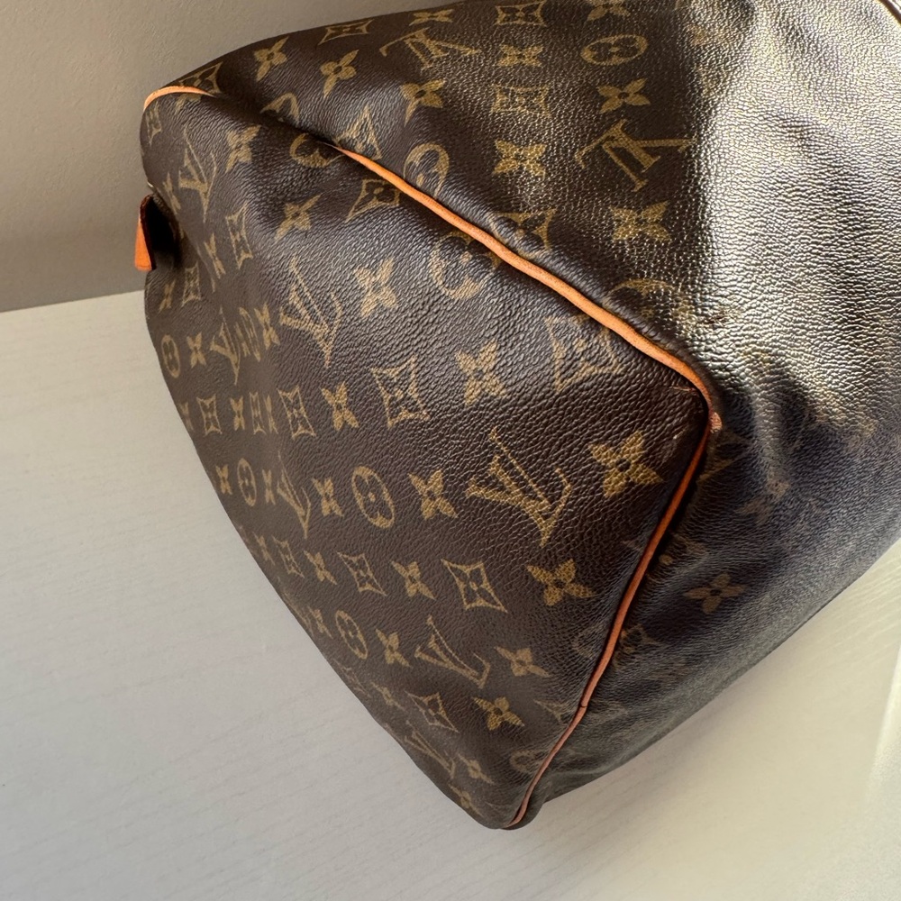 Louis Vuitton Monogram Brown Travel Bag - Picture 10 of 11